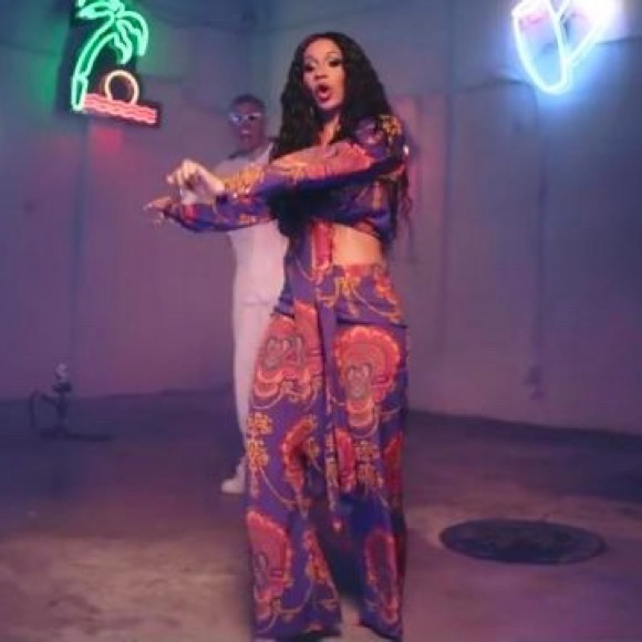 GUCCI Printed Silk Wide Leg Pants - Picture 8 of 8